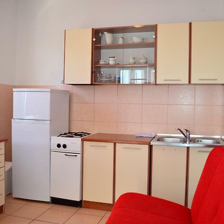 Apartmani Macak II 诺瓦利娅 外观 照片