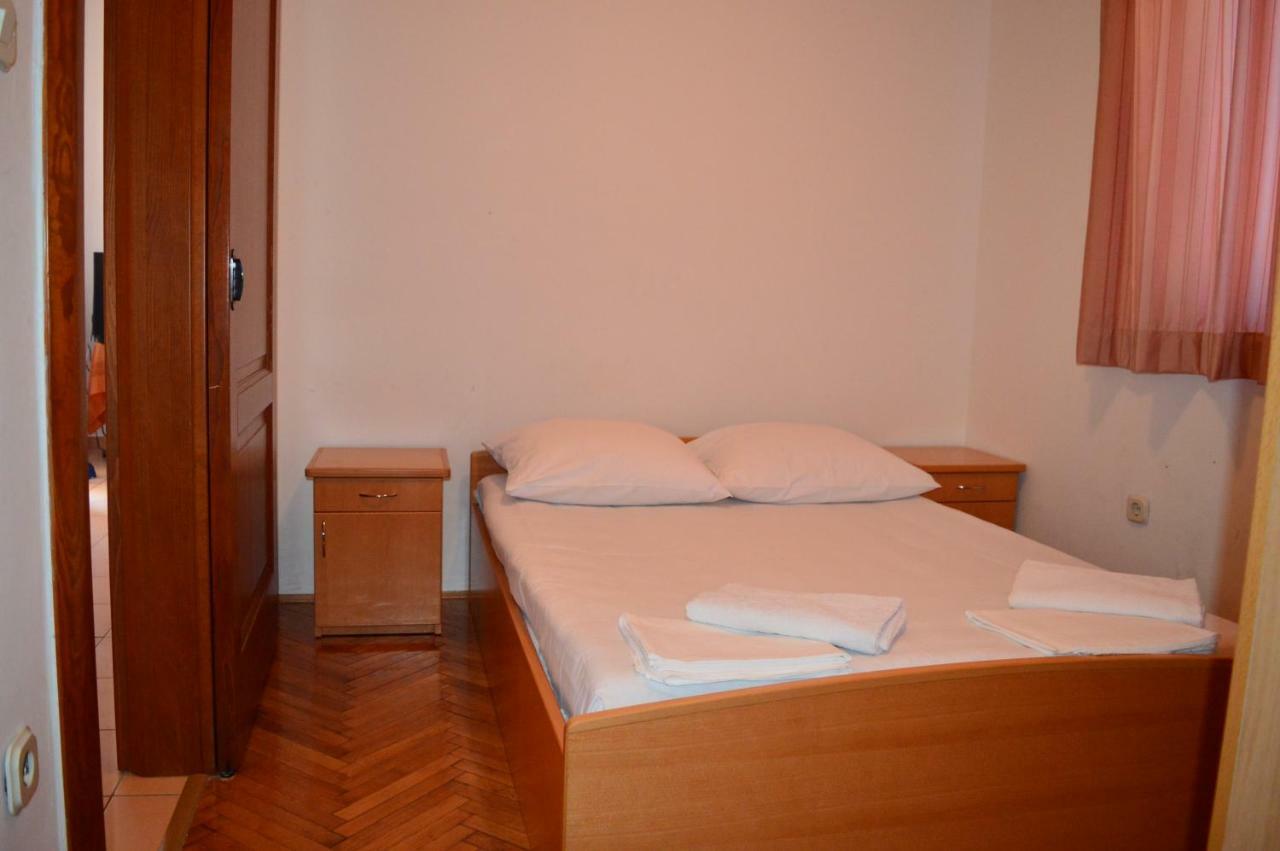 Apartmani Macak II 诺瓦利娅 外观 照片