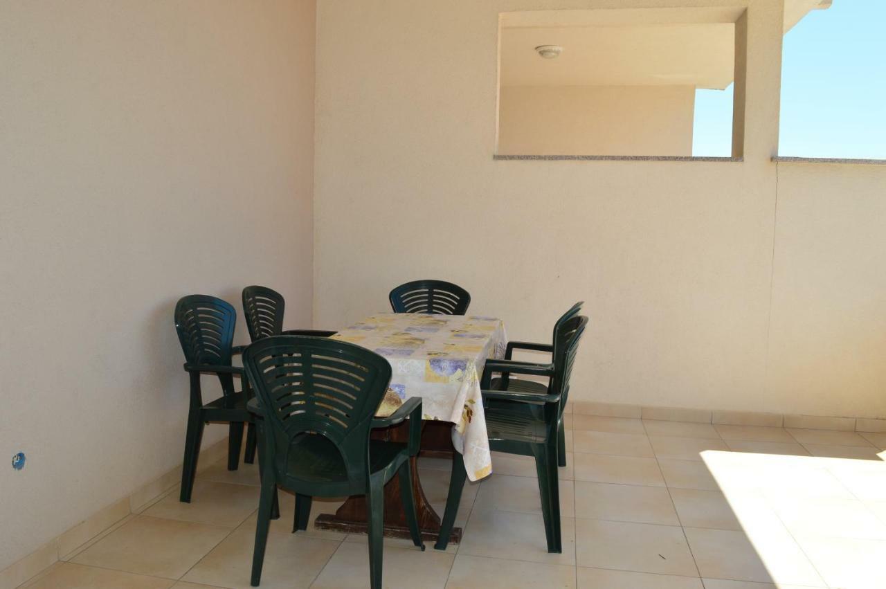Apartmani Macak II 诺瓦利娅 外观 照片