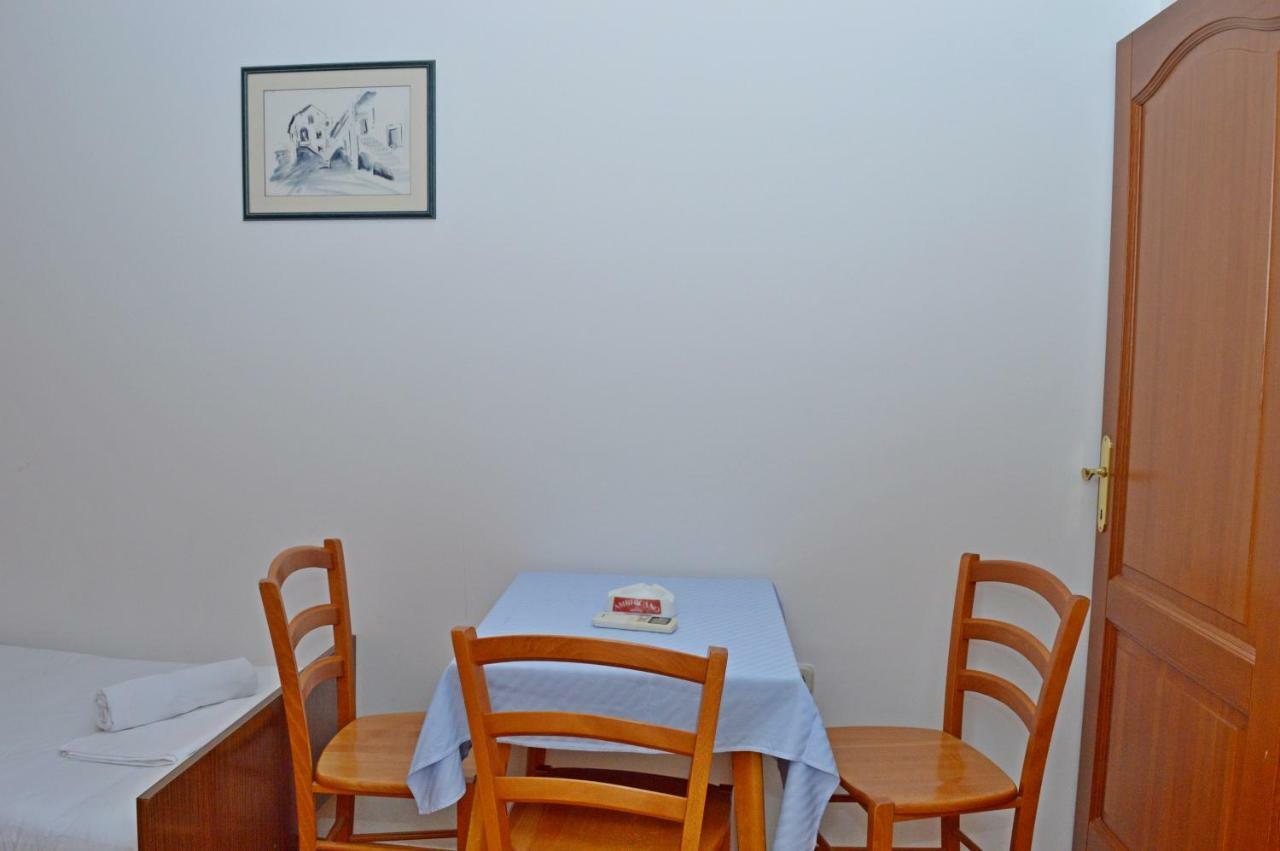 Apartmani Macak II 诺瓦利娅 外观 照片