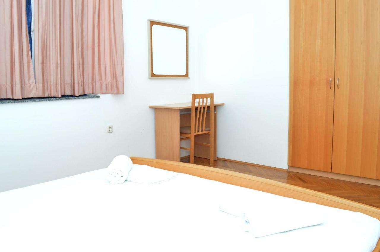 Apartmani Macak II 诺瓦利娅 外观 照片